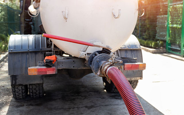 Septic Tank and Sewer Maintenance in Eliot, Maine
